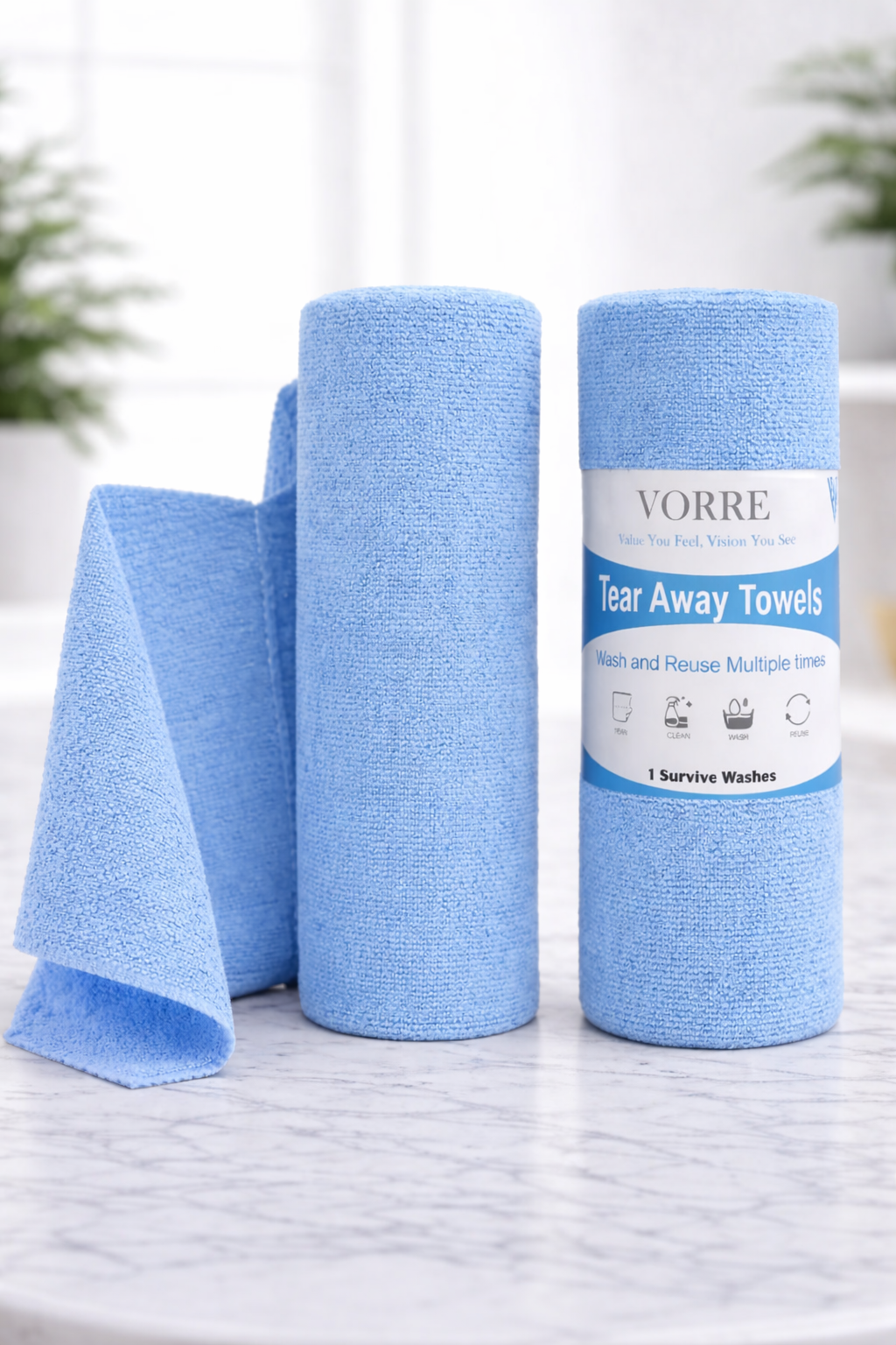 Vorre blue tear-away microfiber towel roll, 180 GSM reusable cleaning cloths.