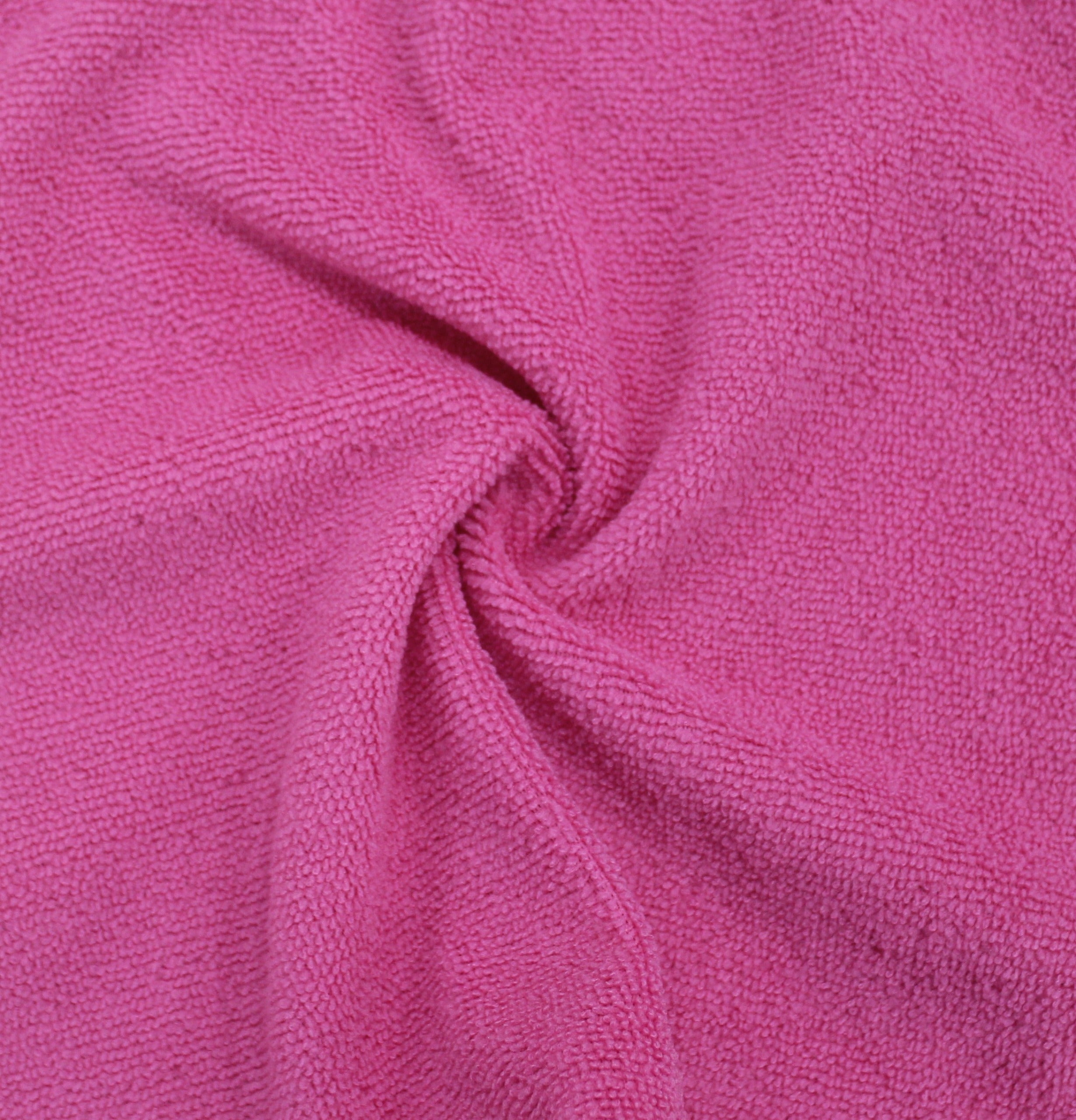 Magenta pink Vorre microfiber cleaning cloth, square 30x30 cm heavy-duty household cloth.